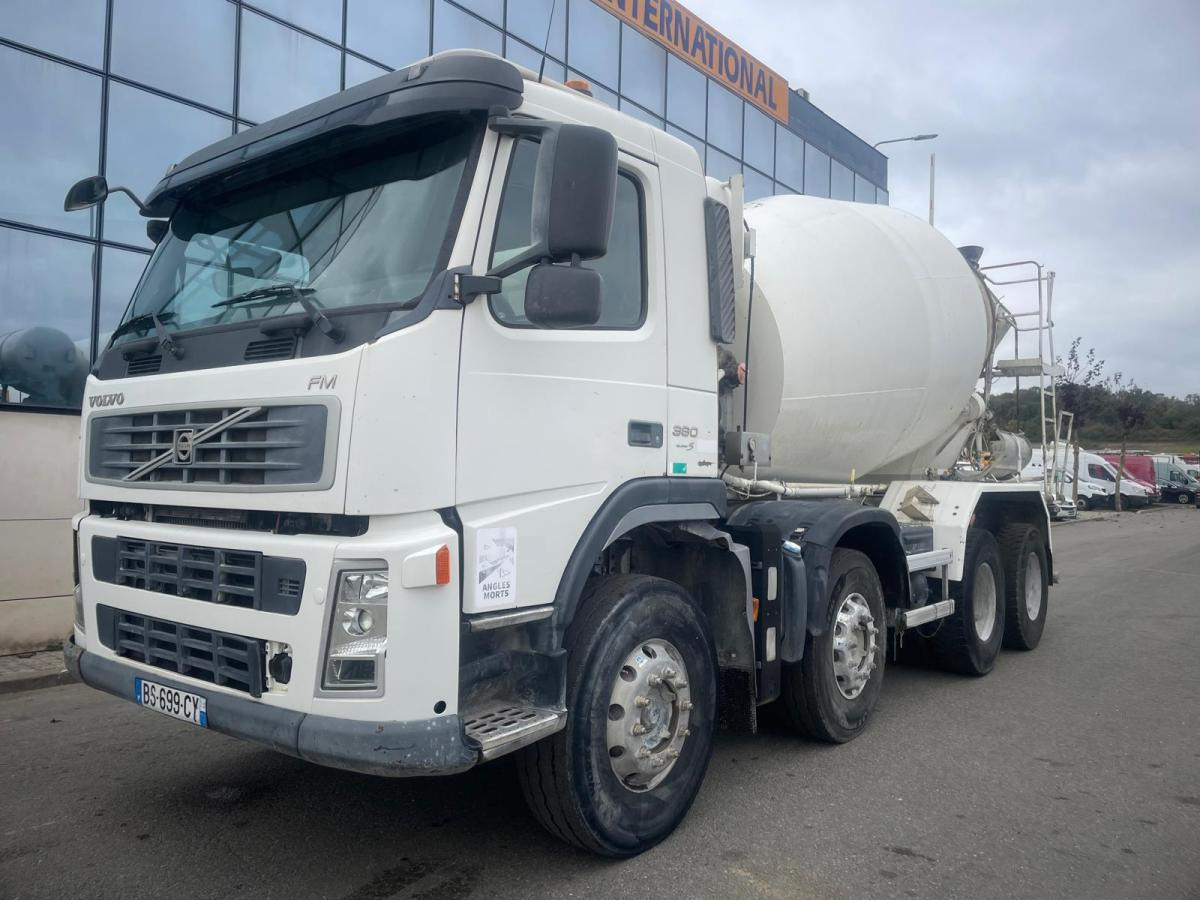 Volvo FM 380 - Betoniauto: kuva Volvo FM 380 - Betoniauto Volvo FM 380 - Betoniauto: kuva Volvo FM 380 - Betoniauto