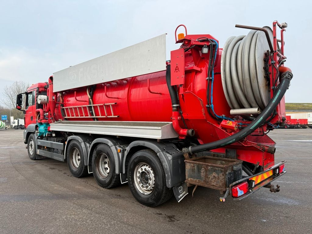 MAN TGS 35.480 8x4*4 Larsen 16.000 l. Euro 6 Kombi MAN TGS 35.480 8x4*4 JHL Hvidtved 16.000 l. Kombi - Puhtaanpitoauto: kuva MAN TGS 35.480 8x4*4 Larsen 16.000 l. Euro 6 Kombi MAN TGS 35.480 8x4*4 JHL Hvidtved 16.000 l. Kombi - Puhtaanpitoauto MAN TGS 35.480 8x4*4 Larsen 16.000 l. Euro 6 Kombi MAN TGS 35.480 8x4*4 JHL Hvidtved 16.000 l. Kombi - Puhtaanpitoauto: kuva MAN TGS 35.480 8x4*4 Larsen 16.000 l. Euro 6 Kombi MAN TGS 35.480 8x4*4 JHL Hvidtved 16.000 l. Kombi - Puhtaanpitoauto