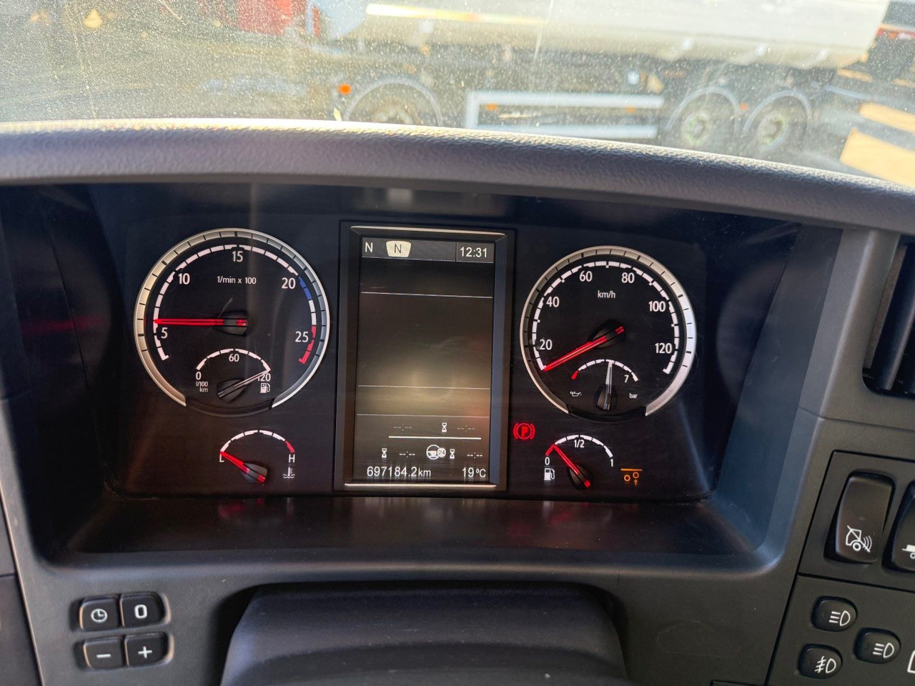 Kuorma-auto alusta Scania G450 8X2*6 ADR Chassis / Fahrgestell / Euro 6: kuva Kuorma-auto alusta Scania G450 8X2*6 ADR Chassis / Fahrgestell / Euro 6