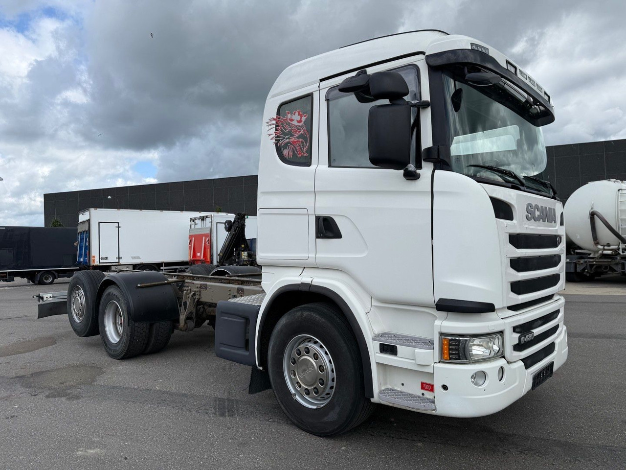 Scania G480 6x2*4 ADR Chassis / Fahrgestell / Retarder - Kuorma-auto alusta: kuva Scania G480 6x2*4 ADR Chassis / Fahrgestell / Retarder - Kuorma-auto alusta Scania G480 6x2*4 ADR Chassis / Fahrgestell / Retarder - Kuorma-auto alusta: kuva Scania G480 6x2*4 ADR Chassis / Fahrgestell / Retarder - Kuorma-auto alusta