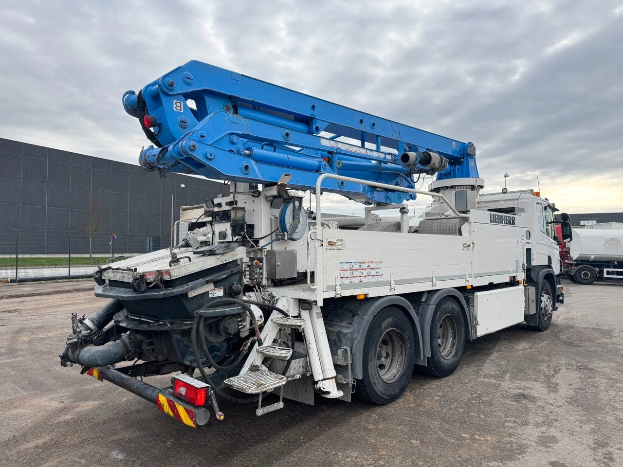 Scania P370 6x4 Liebherr THP140H 24 M4 XH Betonpumpe - Betonipumppuauto: kuva Scania P370 6x4 Liebherr THP140H 24 M4 XH Betonpumpe - Betonipumppuauto Scania P370 6x4 Liebherr THP140H 24 M4 XH Betonpumpe - Betonipumppuauto: kuva Scania P370 6x4 Liebherr THP140H 24 M4 XH Betonpumpe - Betonipumppuauto