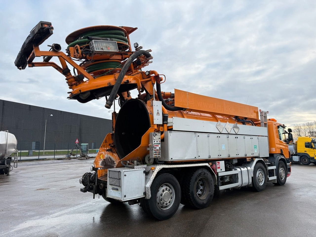 Scania P380 8x2*6 Hvidtved Larsen Flexline 414 - Puhtaanpitoauto: kuva Scania P380 8x2*6 Hvidtved Larsen Flexline 414 - Puhtaanpitoauto Scania P380 8x2*6 Hvidtved Larsen Flexline 414 - Puhtaanpitoauto: kuva Scania P380 8x2*6 Hvidtved Larsen Flexline 414 - Puhtaanpitoauto