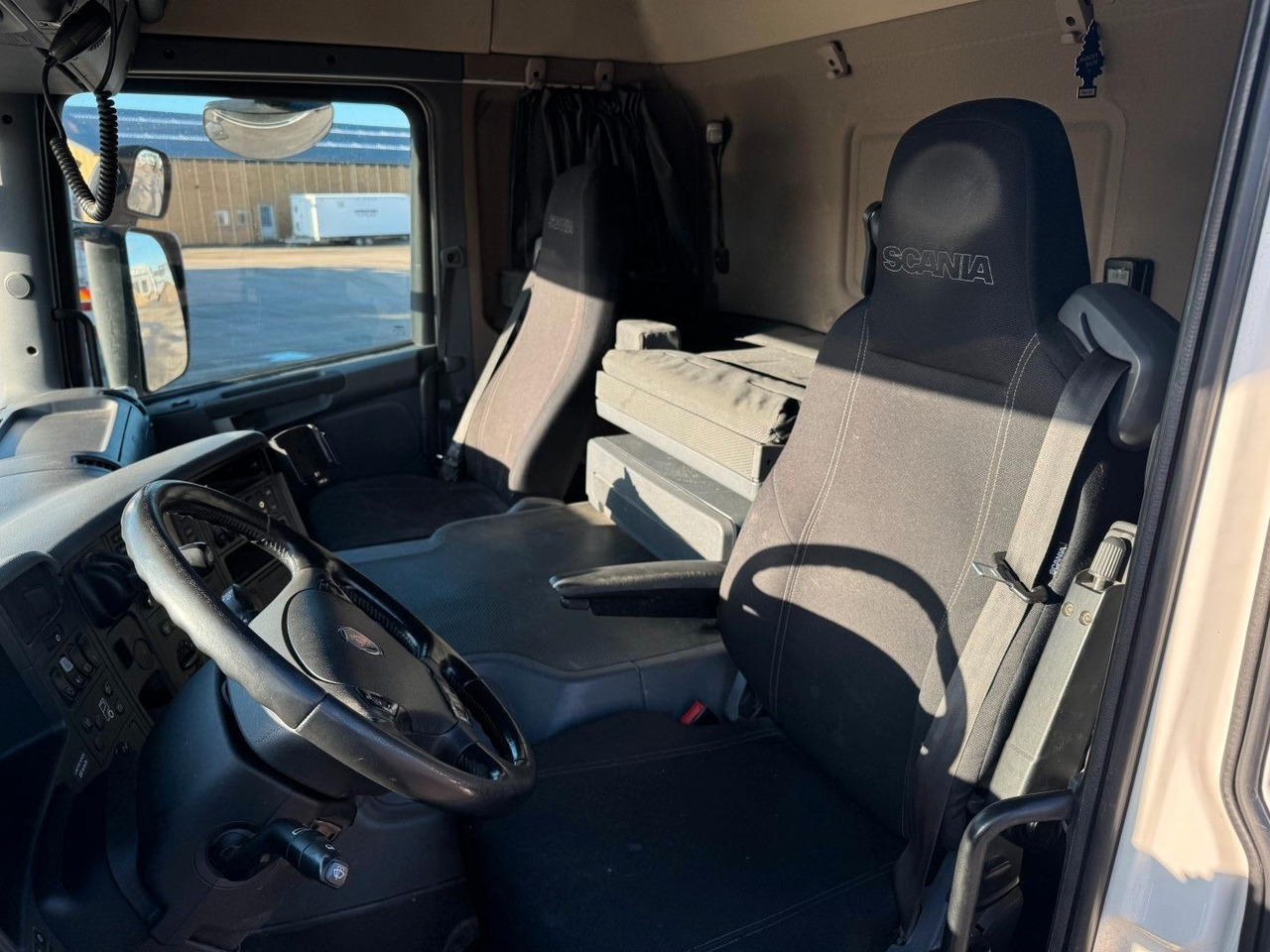 Scania P410 6x4 Liebherr THP 140 H 24 M4XH Concretepump - Betonipumppuauto: kuva Scania P410 6x4 Liebherr THP 140 H 24 M4XH Concretepump - Betonipumppuauto Scania P410 6x4 Liebherr THP 140 H 24 M4XH Concretepump - Betonipumppuauto: kuva Scania P410 6x4 Liebherr THP 140 H 24 M4XH Concretepump - Betonipumppuauto