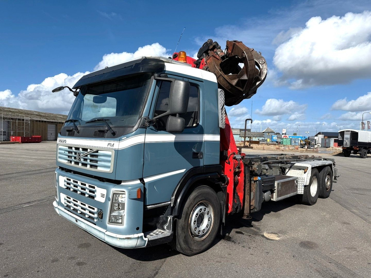 Volvo FM340 6x2*4 Kipper / Palfinger Epsilon 150Z96 - Nosturiauto: kuva Volvo FM340 6x2*4 Kipper / Palfinger Epsilon 150Z96 - Nosturiauto Volvo FM340 6x2*4 Kipper / Palfinger Epsilon 150Z96 - Nosturiauto: kuva Volvo FM340 6x2*4 Kipper / Palfinger Epsilon 150Z96 - Nosturiauto