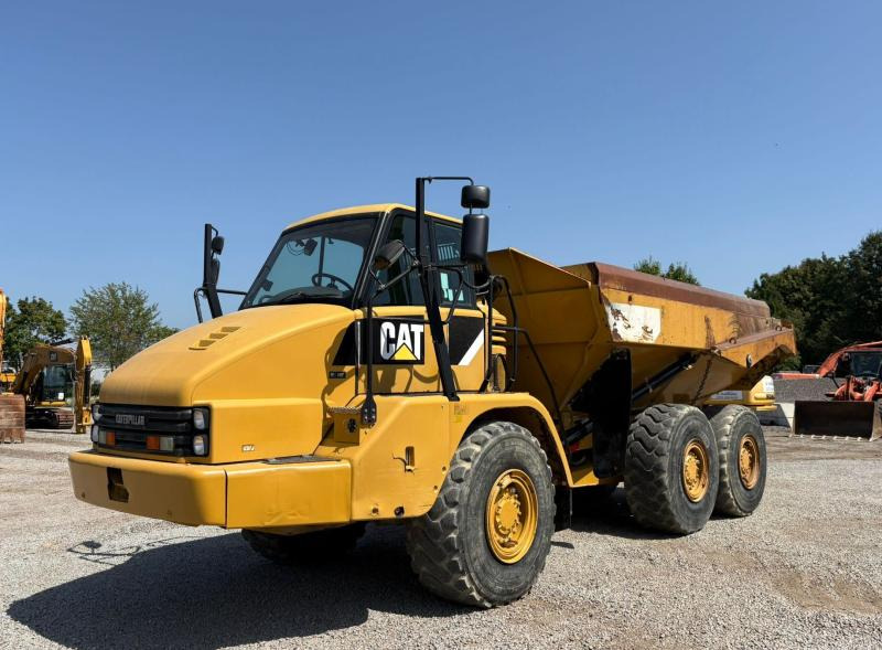 Caterpillar 730 - Nivelkippiauto: kuva Caterpillar 730 - Nivelkippiauto Caterpillar 730 - Nivelkippiauto: kuva Caterpillar 730 - Nivelkippiauto