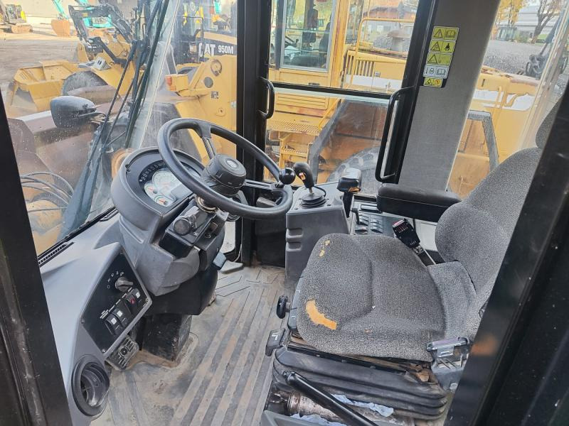 Caterpillar 930G - Pyöräkuormaaja: kuva Caterpillar 930G - Pyöräkuormaaja Caterpillar 930G - Pyöräkuormaaja: kuva Caterpillar 930G - Pyöräkuormaaja