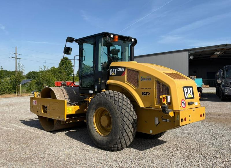 Caterpillar CS66B - Tiivistyskone: kuva Caterpillar CS66B - Tiivistyskone Caterpillar CS66B - Tiivistyskone: kuva Caterpillar CS66B - Tiivistyskone