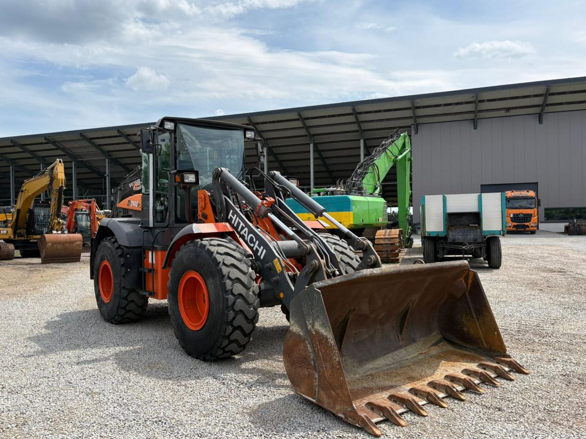 Hitachi ZW140 - Pyöräkuormaaja: kuva Hitachi ZW140 - Pyöräkuormaaja Hitachi ZW140 - Pyöräkuormaaja: kuva Hitachi ZW140 - Pyöräkuormaaja