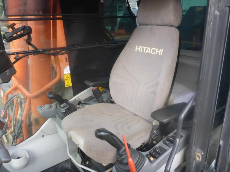 Hitachi ZX300LCN-6 - Telakaivukone: kuva Hitachi ZX300LCN-6 - Telakaivukone Hitachi ZX300LCN-6 - Telakaivukone: kuva Hitachi ZX300LCN-6 - Telakaivukone