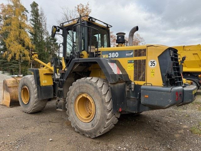 Komatsu WA380-6 - Pyöräkuormaaja: kuva Komatsu WA380-6 - Pyöräkuormaaja Komatsu WA380-6 - Pyöräkuormaaja: kuva Komatsu WA380-6 - Pyöräkuormaaja