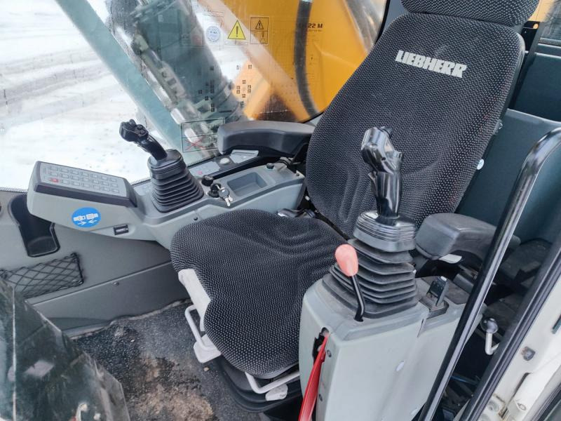 Liebherr LH22 - Materiaalinkäsittelykone: kuva Liebherr LH22 - Materiaalinkäsittelykone Liebherr LH22 - Materiaalinkäsittelykone: kuva Liebherr LH22 - Materiaalinkäsittelykone