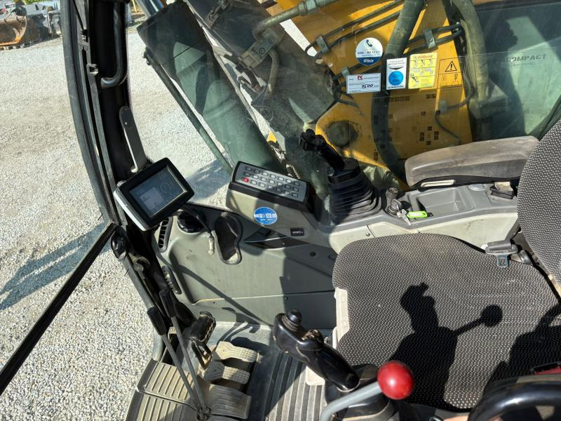 Liebherr R914 Compact Litronic - Telakaivukone: kuva Liebherr R914 Compact Litronic - Telakaivukone Liebherr R914 Compact Litronic - Telakaivukone: kuva Liebherr R914 Compact Litronic - Telakaivukone