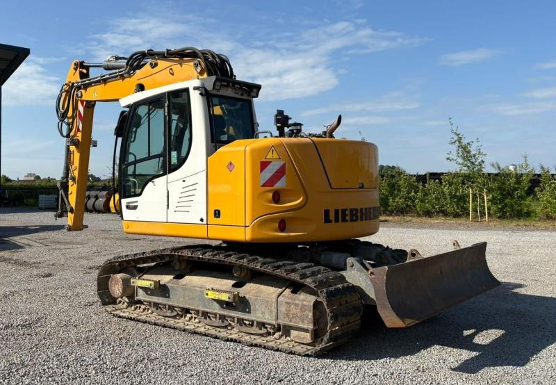 Liebherr R914 Compact Litronic - Telakaivukone: kuva Liebherr R914 Compact Litronic - Telakaivukone Liebherr R914 Compact Litronic - Telakaivukone: kuva Liebherr R914 Compact Litronic - Telakaivukone