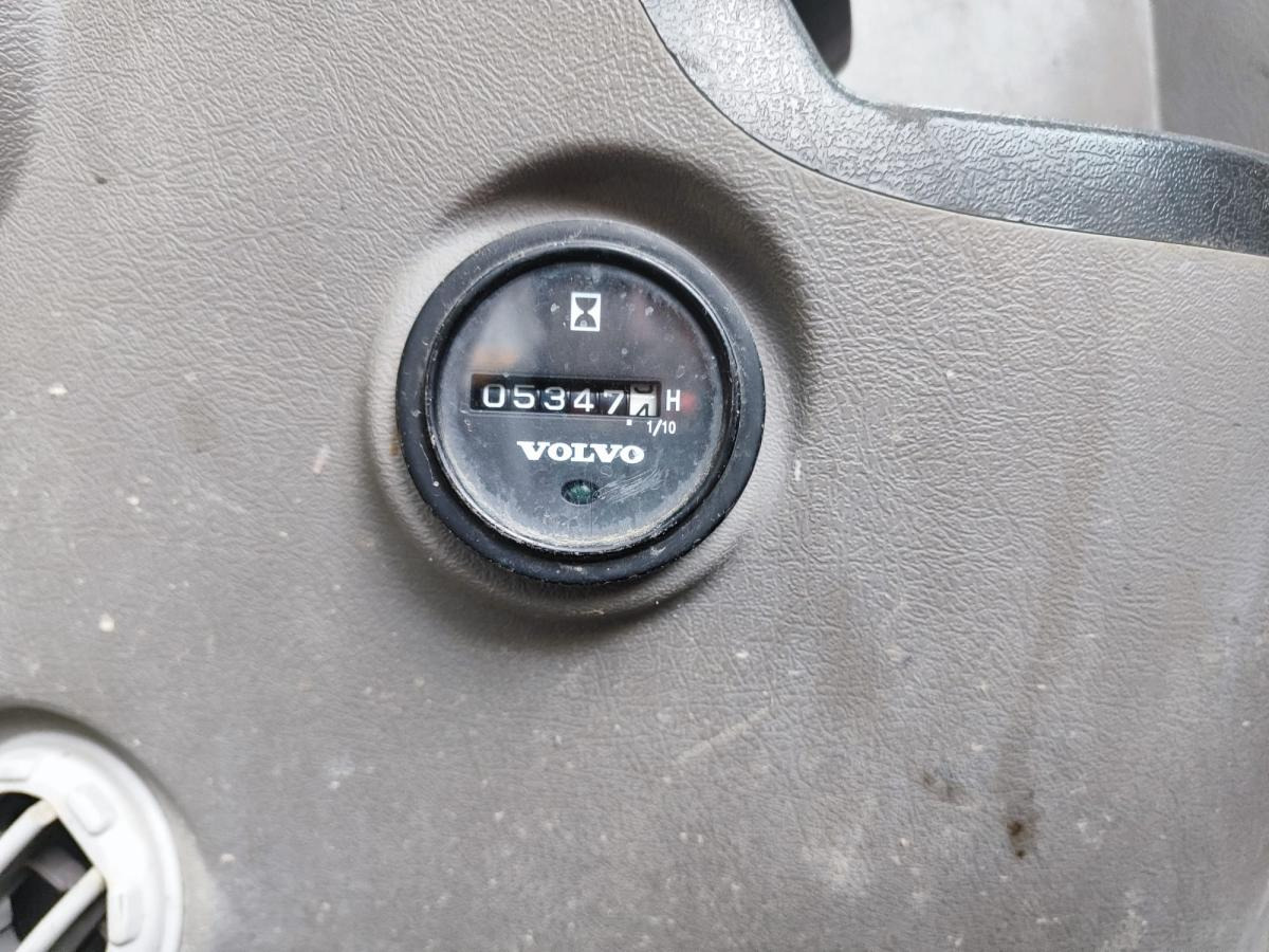 Volvo EC55C - Minikuormaaja: kuva Volvo EC55C - Minikuormaaja Volvo EC55C - Minikuormaaja: kuva Volvo EC55C - Minikuormaaja