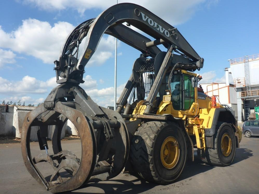 Volvo L 180 H High Lift - Pyöräkuormaaja: kuva Volvo L 180 H High Lift - Pyöräkuormaaja Volvo L 180 H High Lift - Pyöräkuormaaja: kuva Volvo L 180 H High Lift - Pyöräkuormaaja