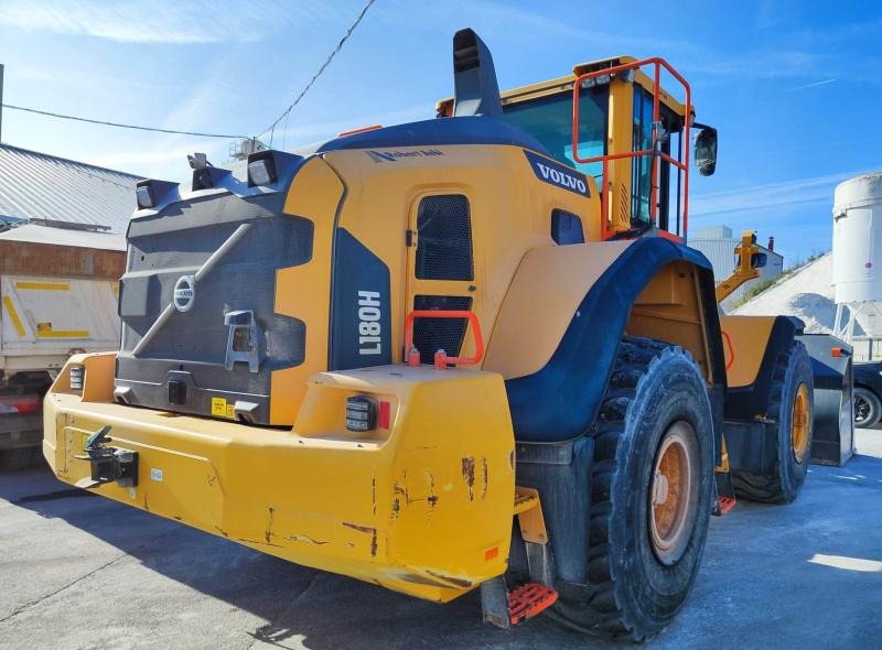 Volvo L180H Long Boom - Pyöräkuormaaja: kuva Volvo L180H Long Boom - Pyöräkuormaaja Volvo L180H Long Boom - Pyöräkuormaaja: kuva Volvo L180H Long Boom - Pyöräkuormaaja