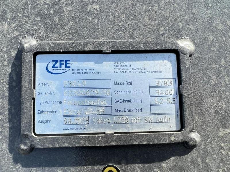 Volvo L220 Felsschaufel NEU - Pyöräkuormaaja: kuva Volvo L220 Felsschaufel NEU - Pyöräkuormaaja Volvo L220 Felsschaufel NEU - Pyöräkuormaaja: kuva Volvo L220 Felsschaufel NEU - Pyöräkuormaaja