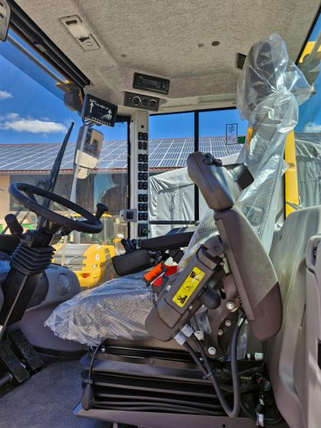 Volvo L90H - Pyöräkuormaaja: kuva Volvo L90H - Pyöräkuormaaja Volvo L90H - Pyöräkuormaaja: kuva Volvo L90H - Pyöräkuormaaja