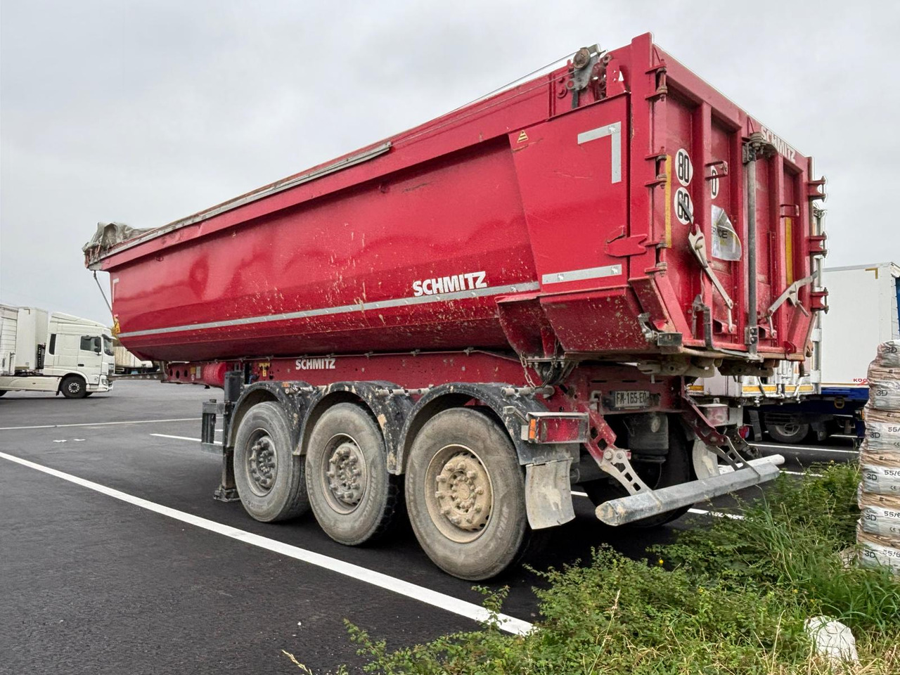 SCHMITZ - Kippiauto puoliperävaunu: kuva SCHMITZ - Kippiauto puoliperävaunu SCHMITZ - Kippiauto puoliperävaunu: kuva SCHMITZ - Kippiauto puoliperävaunu