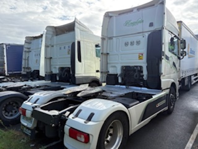 DAF XF 530 FT - Vetopöytäauto: kuva DAF XF 530 FT - Vetopöytäauto DAF XF 530 FT - Vetopöytäauto: kuva DAF XF 530 FT - Vetopöytäauto