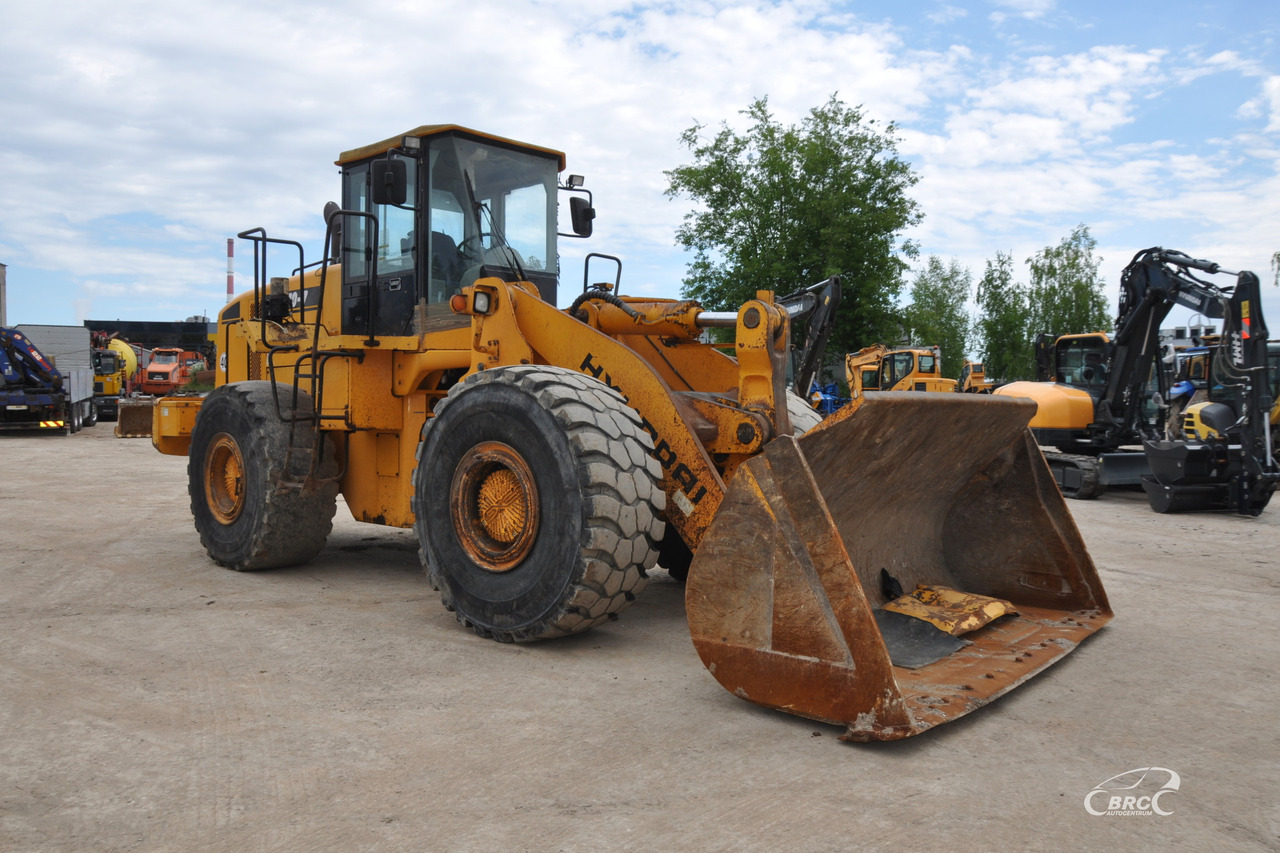 Hyundai HL770-7 - Pyöräkuormaaja: kuva Hyundai HL770-7 - Pyöräkuormaaja Hyundai HL770-7 - Pyöräkuormaaja: kuva Hyundai HL770-7 - Pyöräkuormaaja