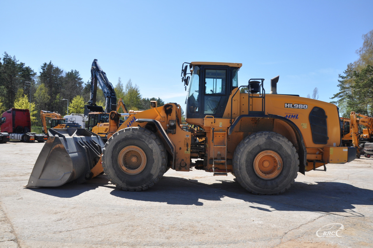 Hyundai HL980 - Pyöräkuormaaja: kuva Hyundai HL980 - Pyöräkuormaaja Hyundai HL980 - Pyöräkuormaaja: kuva Hyundai HL980 - Pyöräkuormaaja