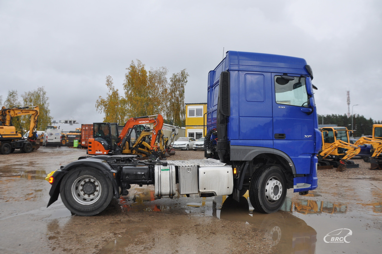 DAF XF 530FT - Vetopöytäauto: kuva DAF XF 530FT - Vetopöytäauto DAF XF 530FT - Vetopöytäauto: kuva DAF XF 530FT - Vetopöytäauto