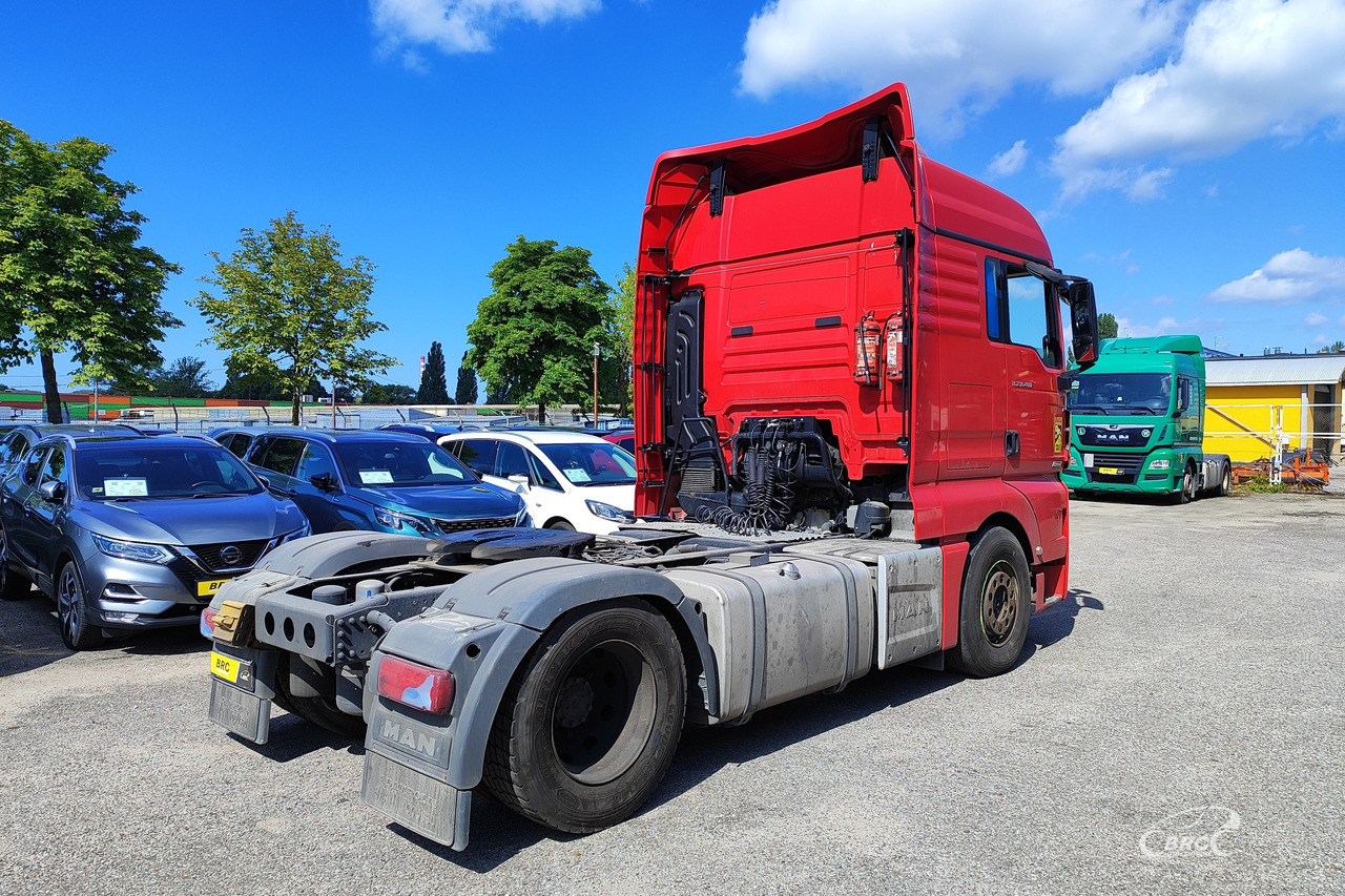 MAN TGX 18.460 - Vetopöytäauto: kuva MAN TGX 18.460 - Vetopöytäauto MAN TGX 18.460 - Vetopöytäauto: kuva MAN TGX 18.460 - Vetopöytäauto