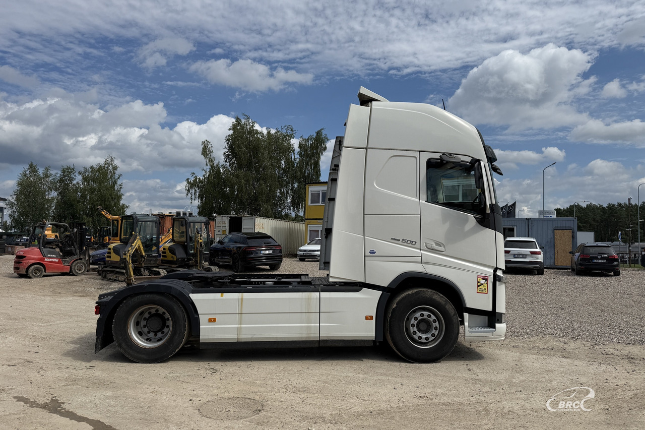 Volvo FH - Vetopöytäauto: kuva Volvo FH - Vetopöytäauto Volvo FH - Vetopöytäauto: kuva Volvo FH - Vetopöytäauto