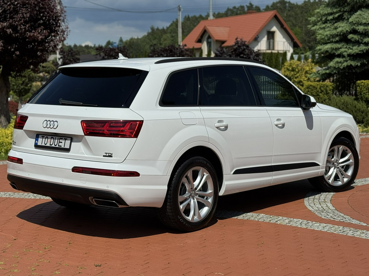 Maasturi/ Katumaasturi Audi Q7: kuva Maasturi/ Katumaasturi Audi Q7