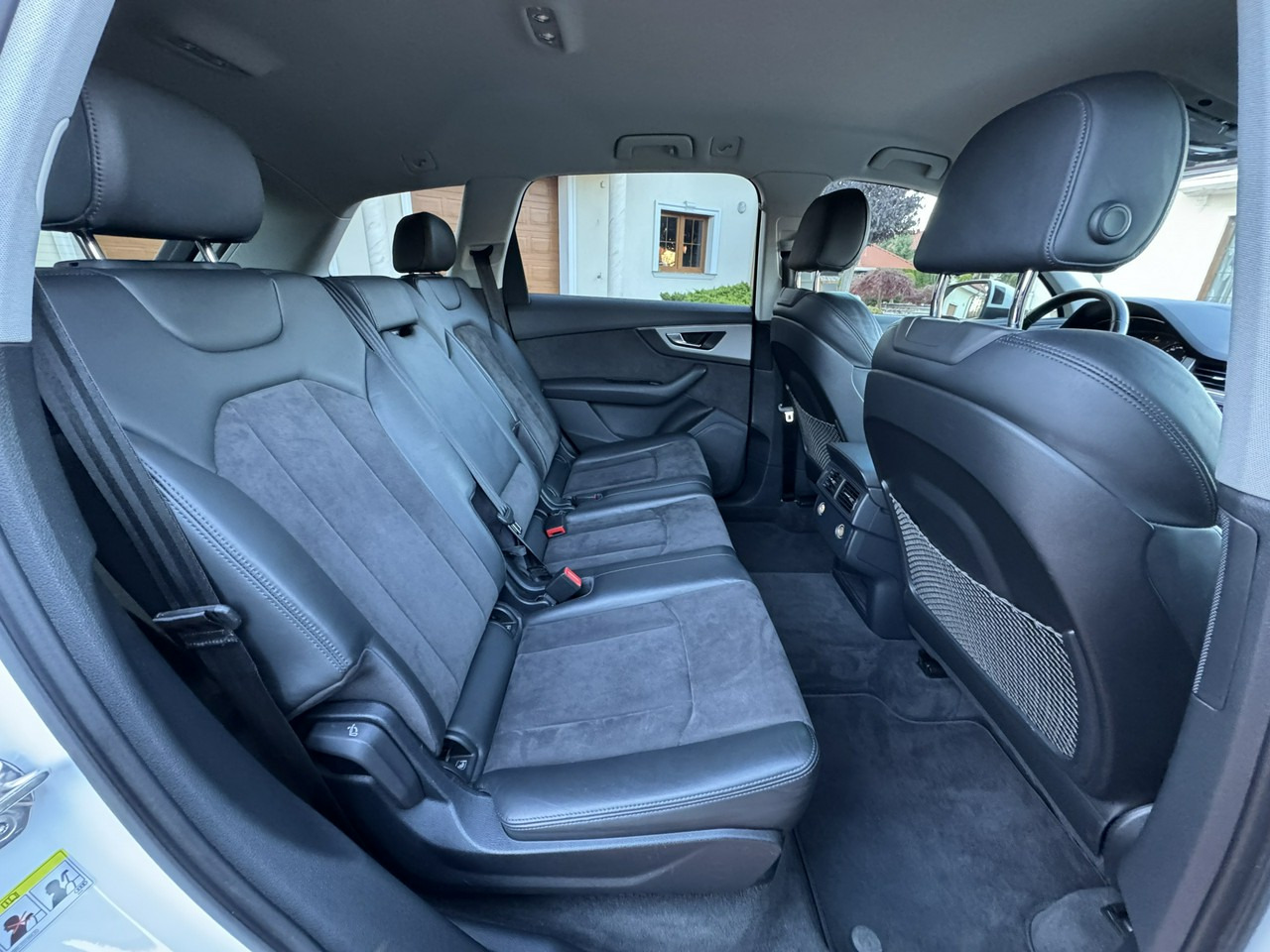 Maasturi/ Katumaasturi Audi Q7: kuva Maasturi/ Katumaasturi Audi Q7