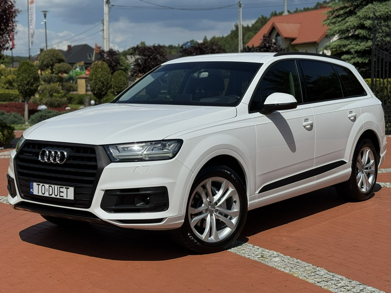 Audi Q7 - Maasturi/ Katumaasturi: kuva Audi Q7 - Maasturi/ Katumaasturi Audi Q7 - Maasturi/ Katumaasturi: kuva Audi Q7 - Maasturi/ Katumaasturi