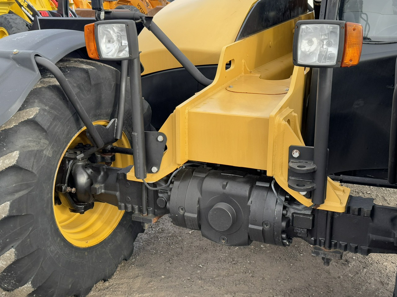 Caterpillar TH337C - Kurottaja: kuva Caterpillar TH337C - Kurottaja Caterpillar TH337C - Kurottaja: kuva Caterpillar TH337C - Kurottaja