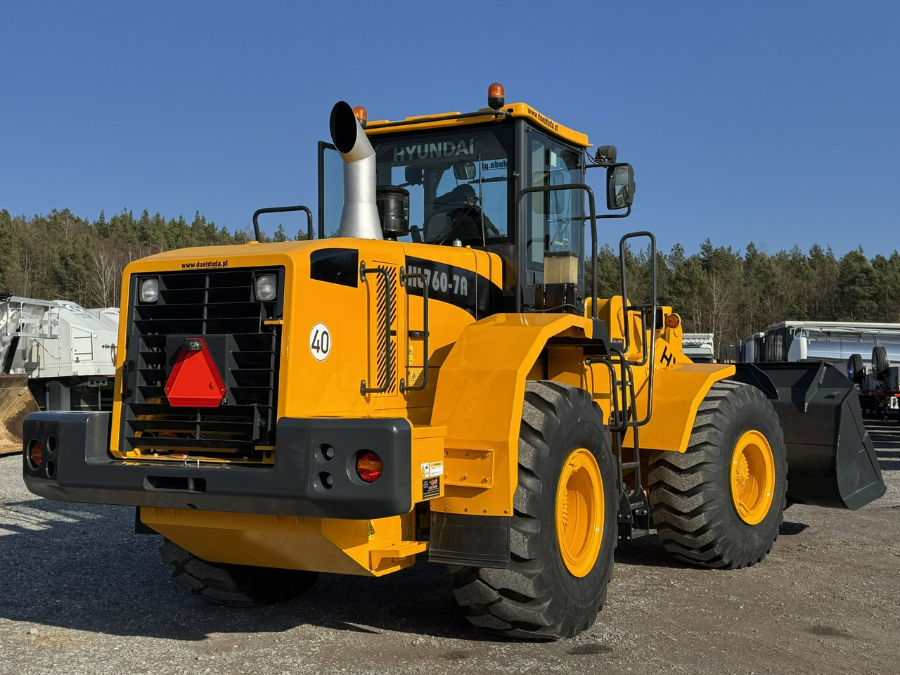 Pyöräkuormaaja Hyundai HL760-7A Centralne Smarowanie waga-18 ton: kuva Pyöräkuormaaja Hyundai HL760-7A Centralne Smarowanie waga-18 ton Pyöräkuormaaja Hyundai HL760-7A Centralne Smarowanie waga-18 ton: kuva Pyöräkuormaaja Hyundai HL760-7A Centralne Smarowanie waga-18 ton