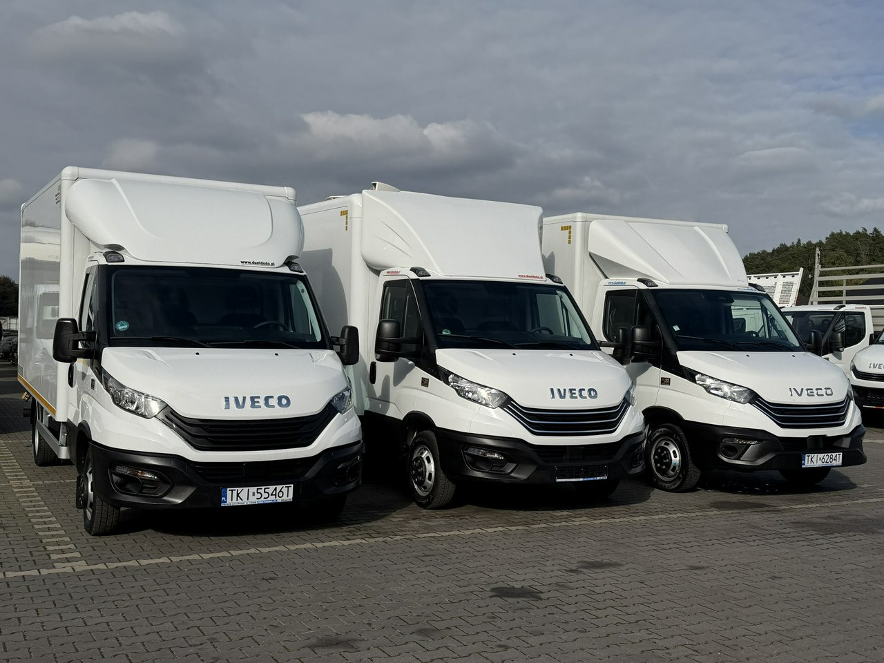 Iveco Daily 35C16 V - Jakeluauto: kuva Iveco Daily 35C16 V - Jakeluauto Iveco Daily 35C16 V - Jakeluauto: kuva Iveco Daily 35C16 V - Jakeluauto