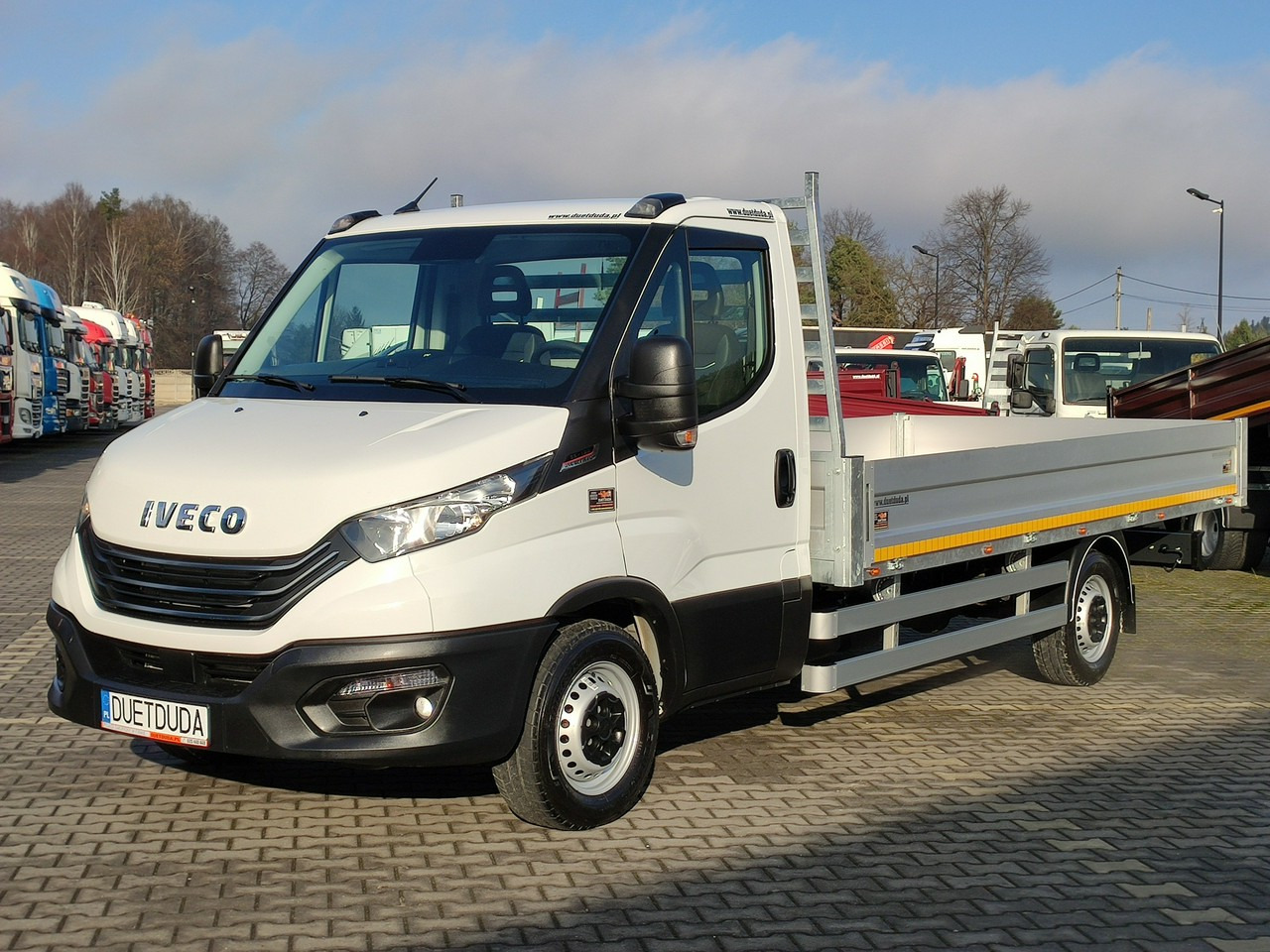 Iveco Daily 35S16 V - Avolava pakettiauto: kuva Iveco Daily 35S16 V - Avolava pakettiauto Iveco Daily 35S16 V - Avolava pakettiauto: kuva Iveco Daily 35S16 V - Avolava pakettiauto