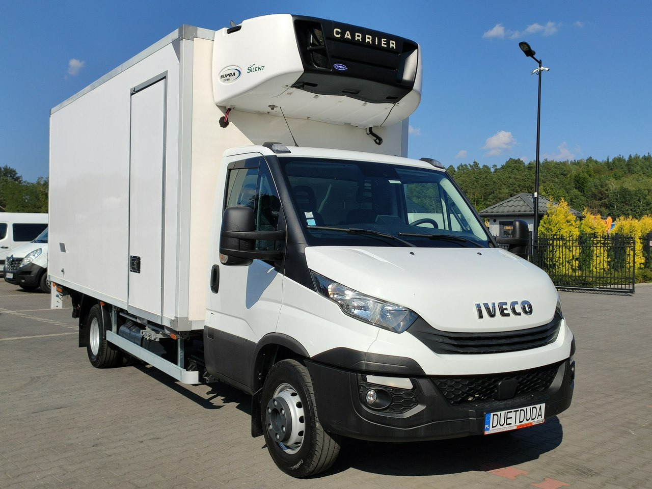 Iveco Daily 72C18 Mroźnia Ściana Grodziowa Podwójny Parownik - Kylmäauto: kuva Iveco Daily 72C18 Mroźnia Ściana Grodziowa Podwójny Parownik - Kylmäauto Iveco Daily 72C18 Mroźnia Ściana Grodziowa Podwójny Parownik - Kylmäauto: kuva Iveco Daily 72C18 Mroźnia Ściana Grodziowa Podwójny Parownik - Kylmäauto