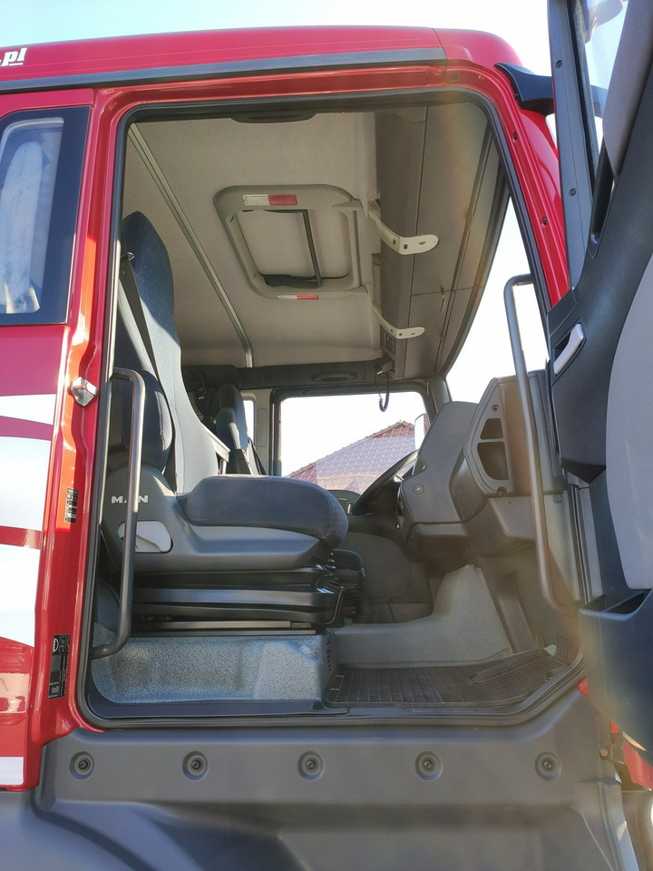 Kippiauto kuorma-auto, Nosturiauto MAN Man 26.440 6x4 HDS HIAB 166 B-3 DUO Wywrotka Meiller 2-stronna: kuva Kippiauto kuorma-auto, Nosturiauto MAN Man 26.440 6x4 HDS HIAB 166 B-3 DUO Wywrotka Meiller 2-stronna Kippiauto kuorma-auto, Nosturiauto MAN Man 26.440 6x4 HDS HIAB 166 B-3 DUO Wywrotka Meiller 2-stronna: kuva Kippiauto kuorma-auto, Nosturiauto MAN Man 26.440 6x4 HDS HIAB 166 B-3 DUO Wywrotka Meiller 2-stronna