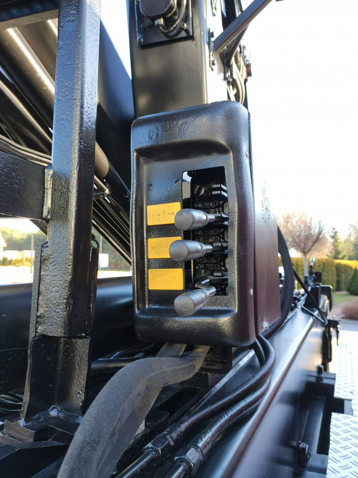 Kippiauto kuorma-auto, Nosturiauto MAN Man 26.440 6x4 HDS HIAB 166 B-3 DUO Wywrotka Meiller 2-stronna: kuva Kippiauto kuorma-auto, Nosturiauto MAN Man 26.440 6x4 HDS HIAB 166 B-3 DUO Wywrotka Meiller 2-stronna Kippiauto kuorma-auto, Nosturiauto MAN Man 26.440 6x4 HDS HIAB 166 B-3 DUO Wywrotka Meiller 2-stronna: kuva Kippiauto kuorma-auto, Nosturiauto MAN Man 26.440 6x4 HDS HIAB 166 B-3 DUO Wywrotka Meiller 2-stronna