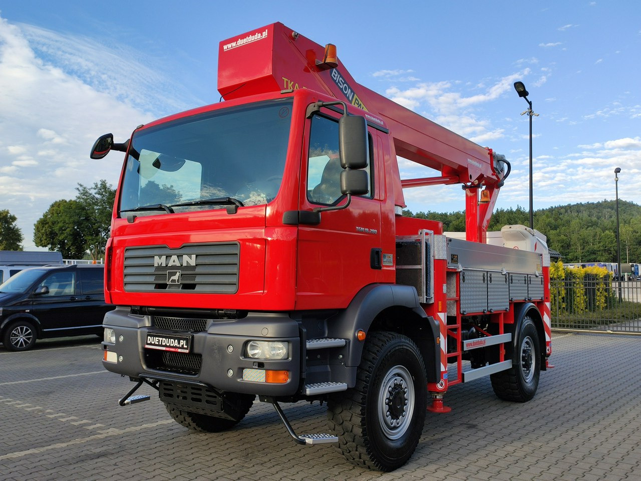 MAN TGM 18.280 4x4 Zwyżka Bison Palfinger TKA 28 Podnośnik Koszowy - Itsekulkevat henkilönostimet: kuva MAN TGM 18.280 4x4 Zwyżka Bison Palfinger TKA 28 Podnośnik Koszowy - Itsekulkevat henkilönostimet MAN TGM 18.280 4x4 Zwyżka Bison Palfinger TKA 28 Podnośnik Koszowy - Itsekulkevat henkilönostimet: kuva MAN TGM 18.280 4x4 Zwyżka Bison Palfinger TKA 28 Podnośnik Koszowy - Itsekulkevat henkilönostimet