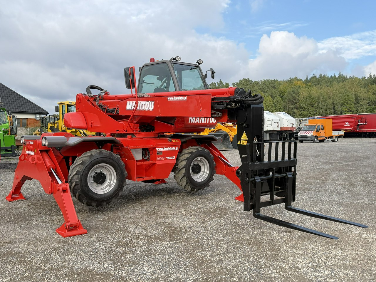 Manitou MRT 1640 Easy ROTO Ładowarka Teleskopowa Obrotowa 1840 2150 - Kurottaja: kuva Manitou MRT 1640 Easy ROTO Ładowarka Teleskopowa Obrotowa 1840 2150 - Kurottaja Manitou MRT 1640 Easy ROTO Ładowarka Teleskopowa Obrotowa 1840 2150 - Kurottaja: kuva Manitou MRT 1640 Easy ROTO Ładowarka Teleskopowa Obrotowa 1840 2150 - Kurottaja