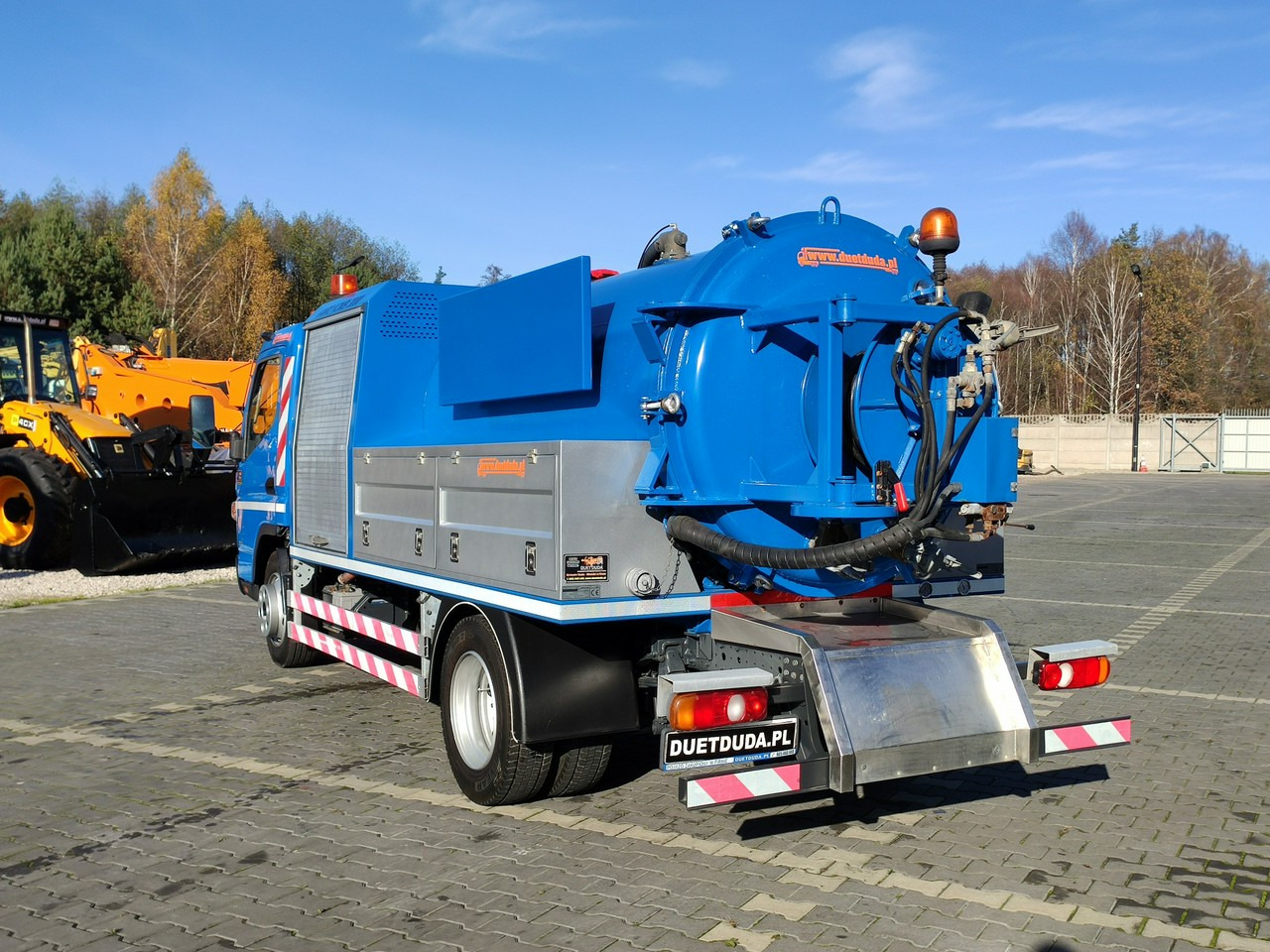 Mitsubishi Canter 7C18 3.0/150 KM Asenizcyjny - Puhtaanpitoauto: kuva Mitsubishi Canter 7C18 3.0/150 KM Asenizcyjny - Puhtaanpitoauto Mitsubishi Canter 7C18 3.0/150 KM Asenizcyjny - Puhtaanpitoauto: kuva Mitsubishi Canter 7C18 3.0/150 KM Asenizcyjny - Puhtaanpitoauto