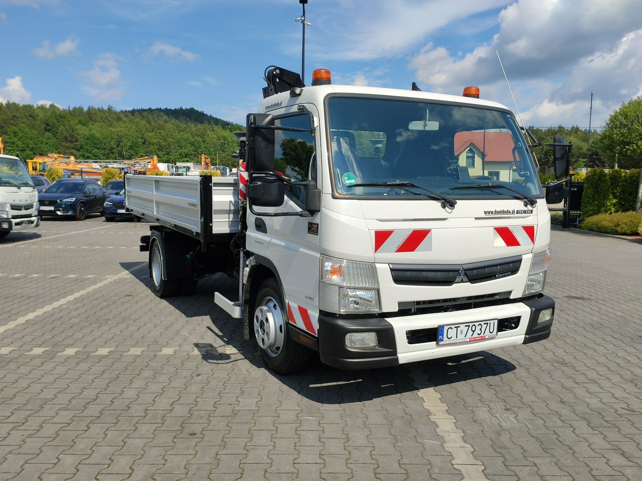 Mitsubishi Canter Fuso 9C18 3.0/180KM HDS FASSI F30 Wywrotka 3-stronna - Kippiauto kuorma-auto: kuva Mitsubishi Canter Fuso 9C18 3.0/180KM HDS FASSI F30 Wywrotka 3-stronna - Kippiauto kuorma-auto Mitsubishi Canter Fuso 9C18 3.0/180KM HDS FASSI F30 Wywrotka 3-stronna - Kippiauto kuorma-auto: kuva Mitsubishi Canter Fuso 9C18 3.0/180KM HDS FASSI F30 Wywrotka 3-stronna - Kippiauto kuorma-auto