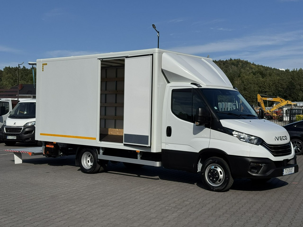 Iveco Daily 35C14 - Muut kone: kuva Iveco Daily 35C14 - Muut kone Iveco Daily 35C14 - Muut kone: kuva Iveco Daily 35C14 - Muut kone