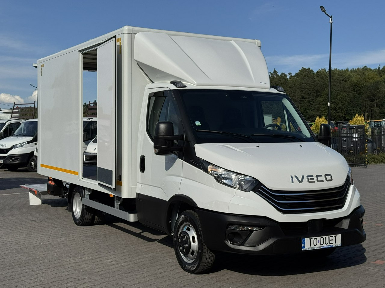 Iveco Daily 35C14 - Muut kone: kuva Iveco Daily 35C14 - Muut kone Iveco Daily 35C14 - Muut kone: kuva Iveco Daily 35C14 - Muut kone