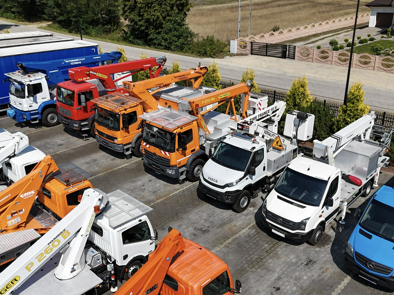 Nissan Zwyżka Podnośnik Koszowy 4X4 CABSTAR MAXITY SPRINTER - Itsekulkevat henkilönostimet: kuva Nissan Zwyżka Podnośnik Koszowy 4X4 CABSTAR MAXITY SPRINTER - Itsekulkevat henkilönostimet Nissan Zwyżka Podnośnik Koszowy 4X4 CABSTAR MAXITY SPRINTER - Itsekulkevat henkilönostimet: kuva Nissan Zwyżka Podnośnik Koszowy 4X4 CABSTAR MAXITY SPRINTER - Itsekulkevat henkilönostimet