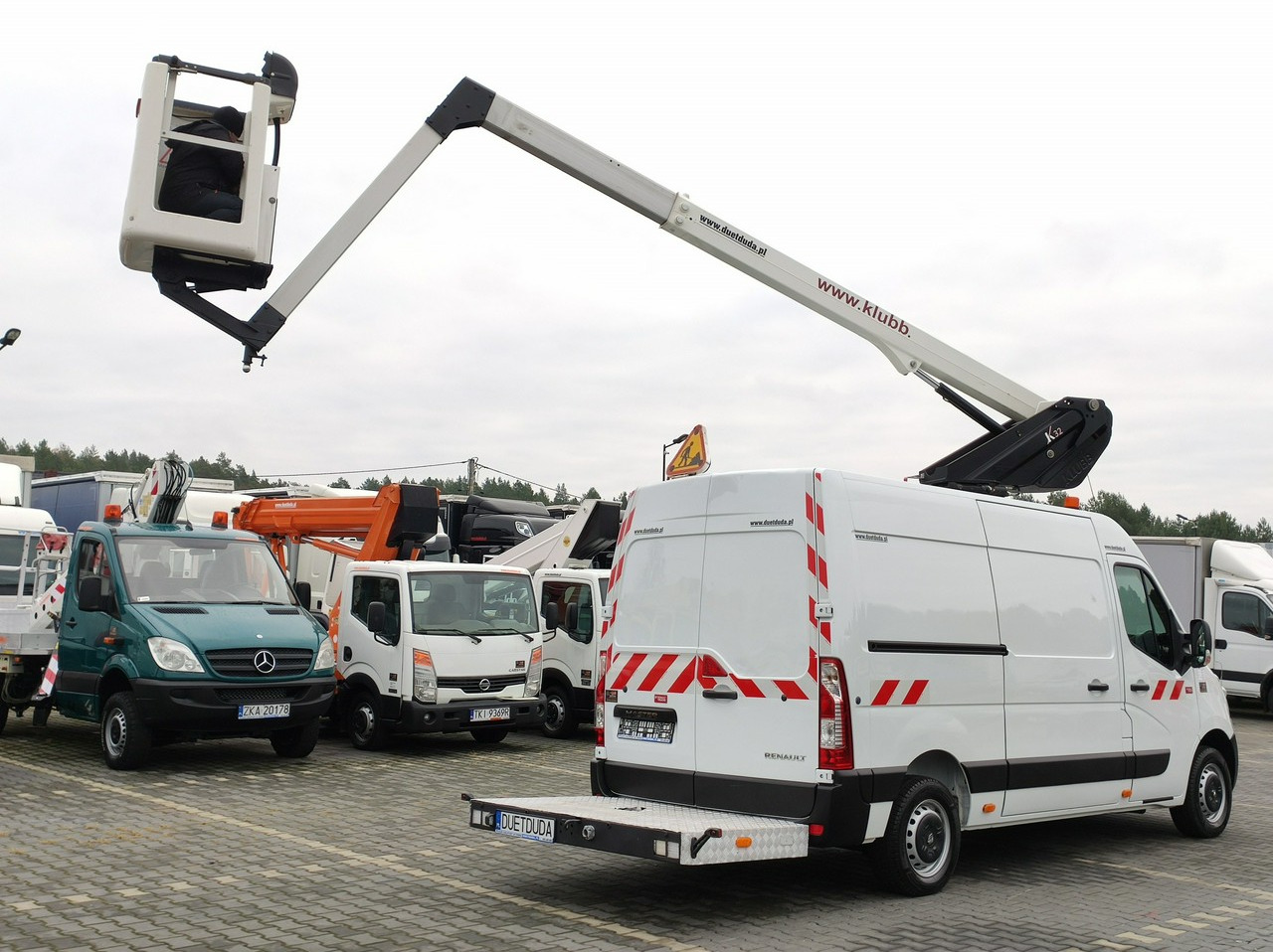 Renault Master - Itsekulkevat henkilönostimet: kuva Renault Master - Itsekulkevat henkilönostimet Renault Master - Itsekulkevat henkilönostimet: kuva Renault Master - Itsekulkevat henkilönostimet