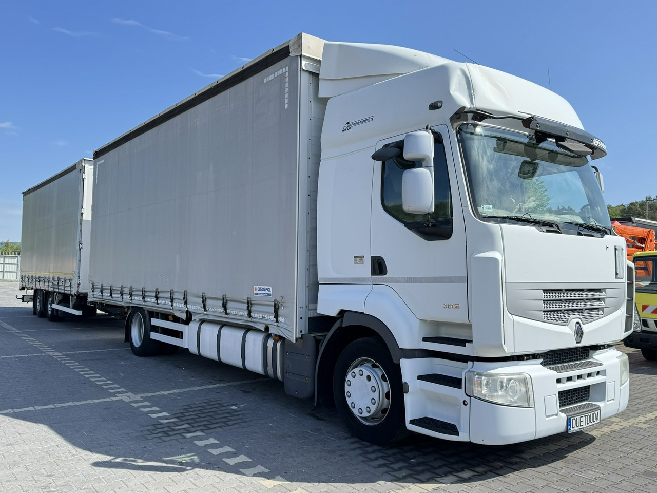 Renault Premium 380 DXi Euro 5 Firana 19 Palet Dach Zsuwany 18ton DMC - Pressukapelli kuorma-auto: kuva Renault Premium 380 DXi Euro 5 Firana 19 Palet Dach Zsuwany 18ton DMC - Pressukapelli kuorma-auto Renault Premium 380 DXi Euro 5 Firana 19 Palet Dach Zsuwany 18ton DMC - Pressukapelli kuorma-auto: kuva Renault Premium 380 DXi Euro 5 Firana 19 Palet Dach Zsuwany 18ton DMC - Pressukapelli kuorma-auto