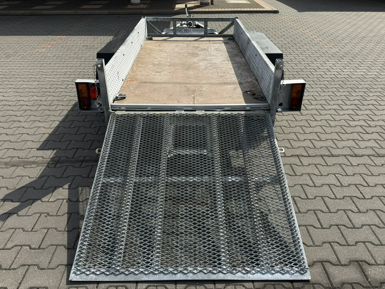 Titan Ciężarowa Pod minikoparkę sprzęt budowlany 2-osiowa Super Stan - Koneenkuljetusvaunu: kuva Titan Ciężarowa Pod minikoparkę sprzęt budowlany 2-osiowa Super Stan - Koneenkuljetusvaunu Titan Ciężarowa Pod minikoparkę sprzęt budowlany 2-osiowa Super Stan - Koneenkuljetusvaunu: kuva Titan Ciężarowa Pod minikoparkę sprzęt budowlany 2-osiowa Super Stan - Koneenkuljetusvaunu