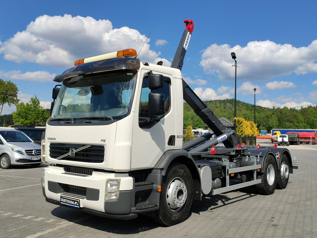 Volvo FE 26.300 Hakowiec Napęd 6x2 Oś Skrętna - Koukkulava kuorma-auto: kuva Volvo FE 26.300 Hakowiec Napęd 6x2 Oś Skrętna - Koukkulava kuorma-auto Volvo FE 26.300 Hakowiec Napęd 6x2 Oś Skrętna - Koukkulava kuorma-auto: kuva Volvo FE 26.300 Hakowiec Napęd 6x2 Oś Skrętna - Koukkulava kuorma-auto